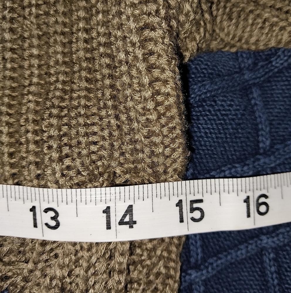 Y2K Taupe Sweater - Picture 6 of 8